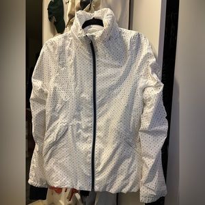 Lululemon | rain jacket, size 6